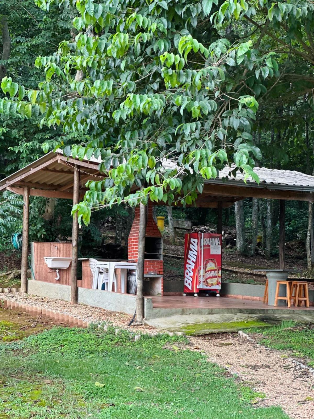 Pousada Flores Do Campo Águas de Lindóia Екстериор снимка