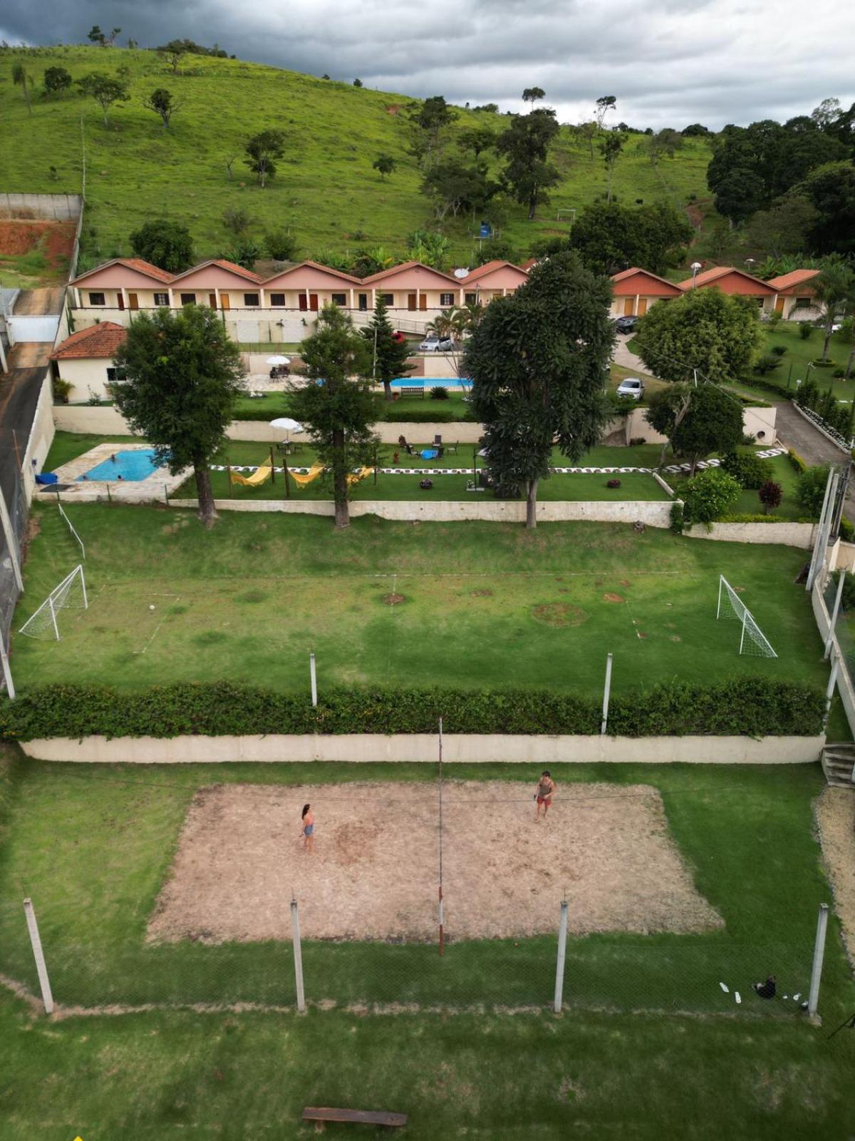 Pousada Flores Do Campo Águas de Lindóia Екстериор снимка